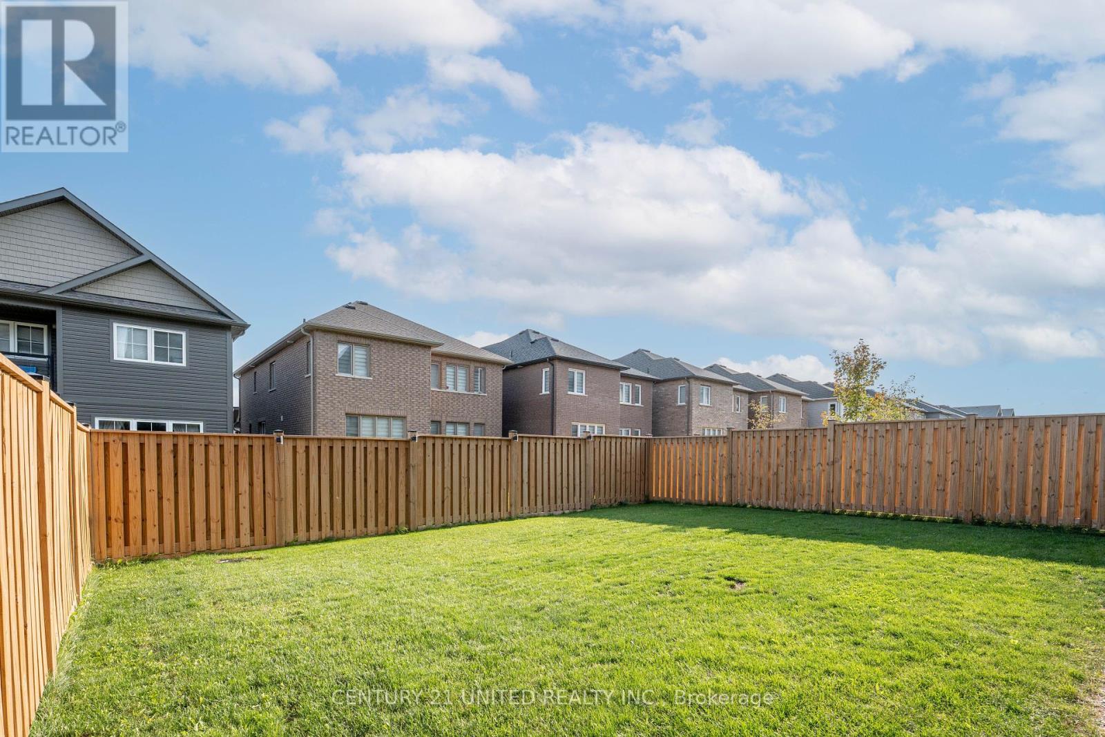 531 Clayton Avenue, Peterborough, Ontario  K9K 0G3 - Photo 25 - X12393518