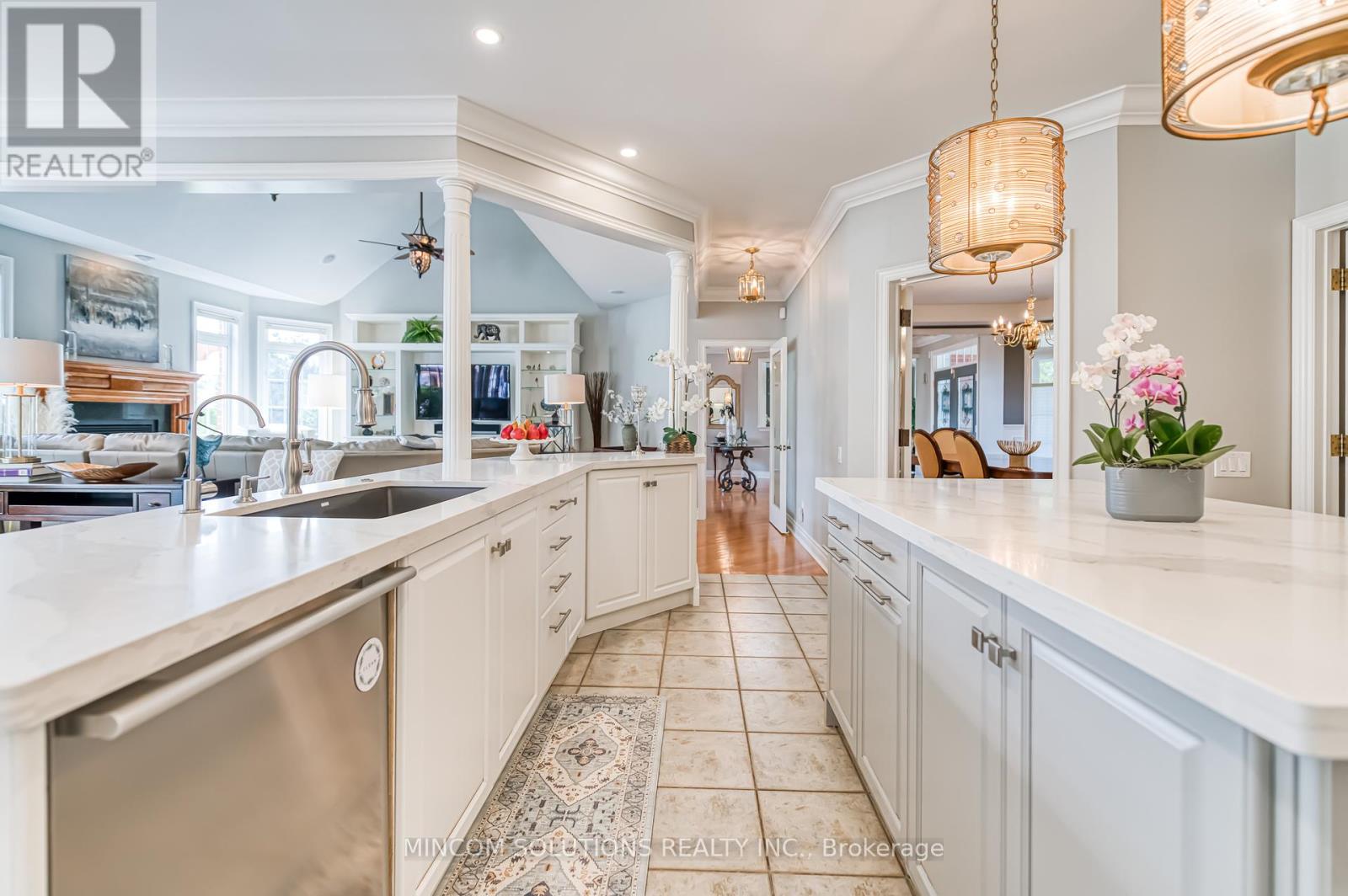 35 Links Lane, Brampton (Credit Valley), Ontario  L6Y 5H2 - Photo 13 - W12393423
