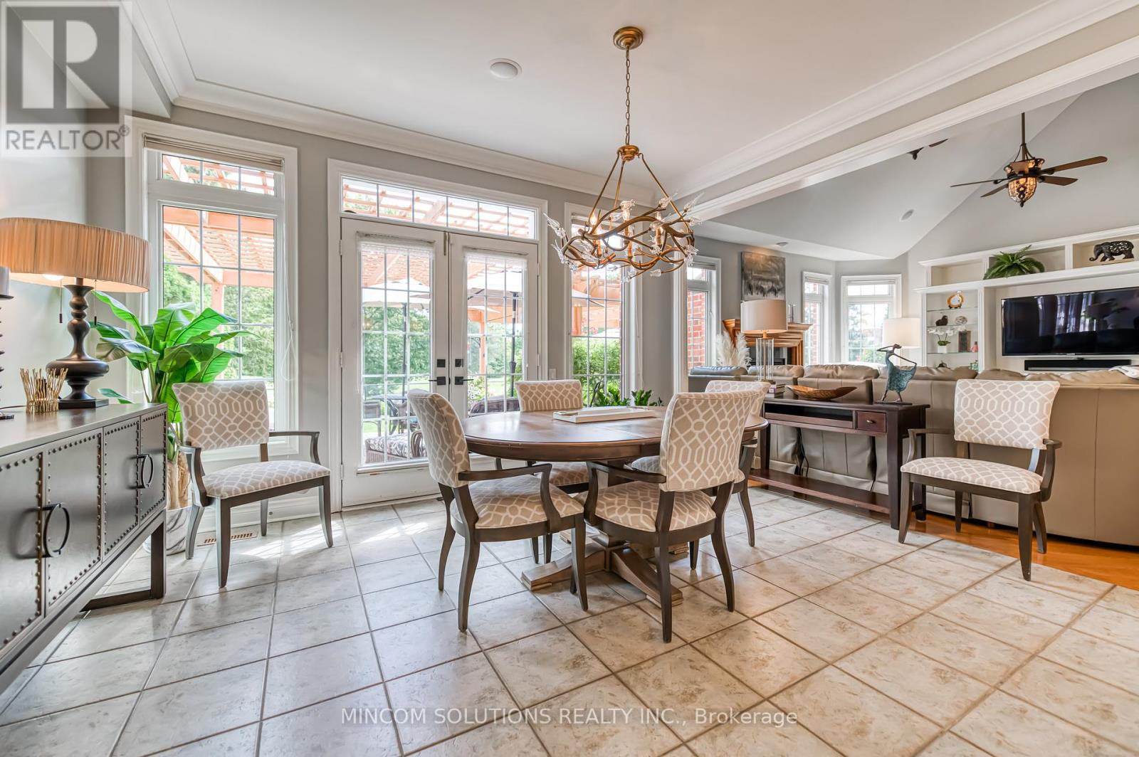 35 Links Lane, Brampton (Credit Valley), Ontario  L6Y 5H2 - Photo 15 - W12393423
