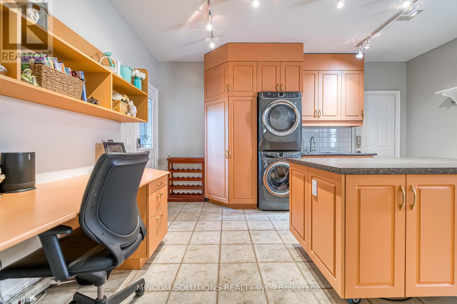 35 Links Lane, Brampton (Credit Valley), Ontario  L6Y 5H2 - Photo 16 - W12393423