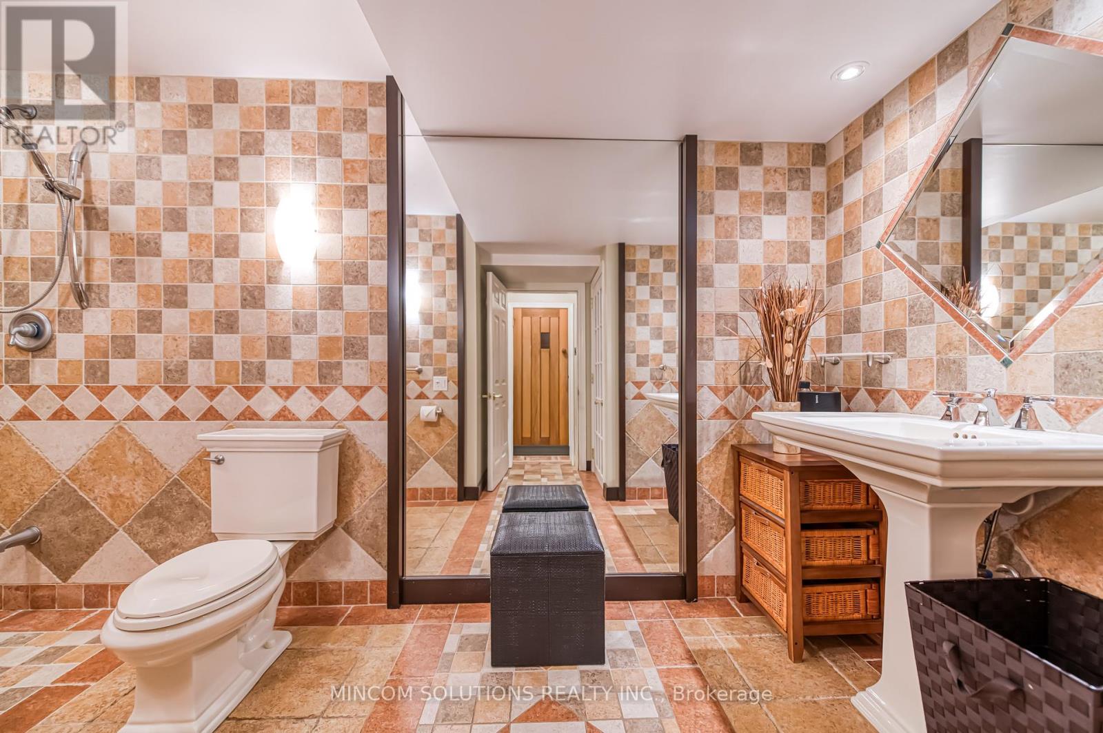 35 Links Lane, Brampton (Credit Valley), Ontario  L6Y 5H2 - Photo 31 - W12393423