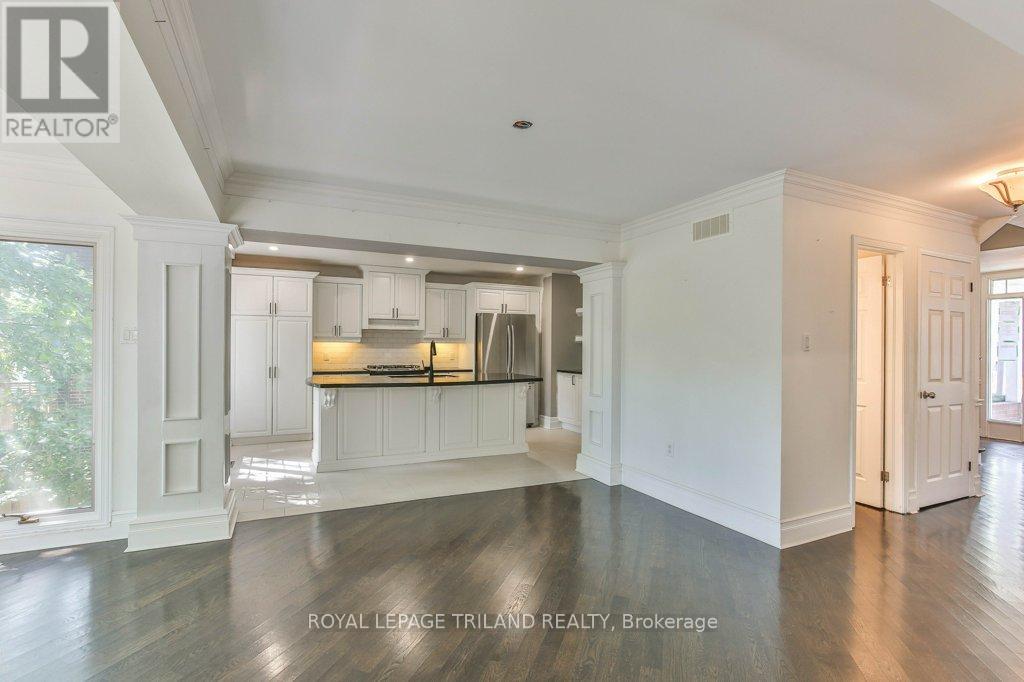 97 Timber Drive, London South, Ontario  N6K 3V6 - Photo 11 - X12393493