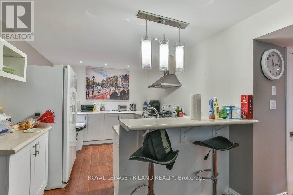 97 Timber Drive, London South, Ontario  N6K 3V6 - Photo 22 - X12393493