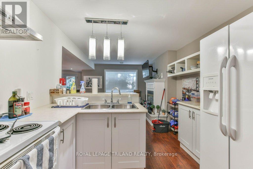 97 Timber Drive, London South, Ontario  N6K 3V6 - Photo 24 - X12393493