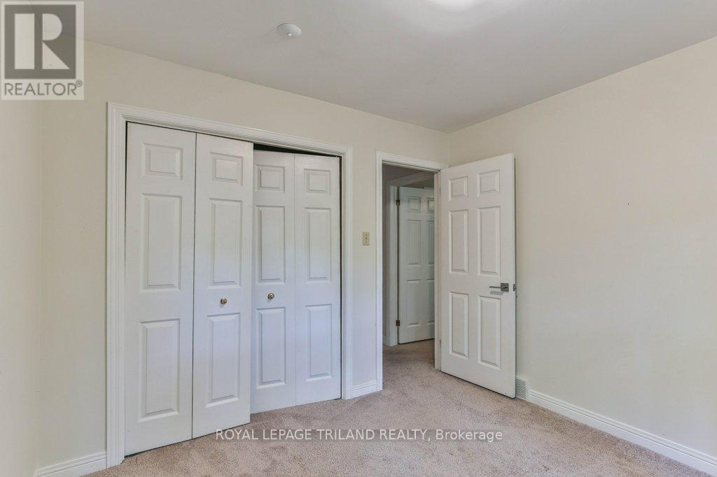 97 Timber Drive, London South, Ontario  N6K 3V6 - Photo 36 - X12393493