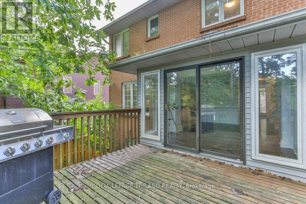 97 Timber Drive, London South, Ontario  N6K 3V6 - Photo 46 - X12393493
