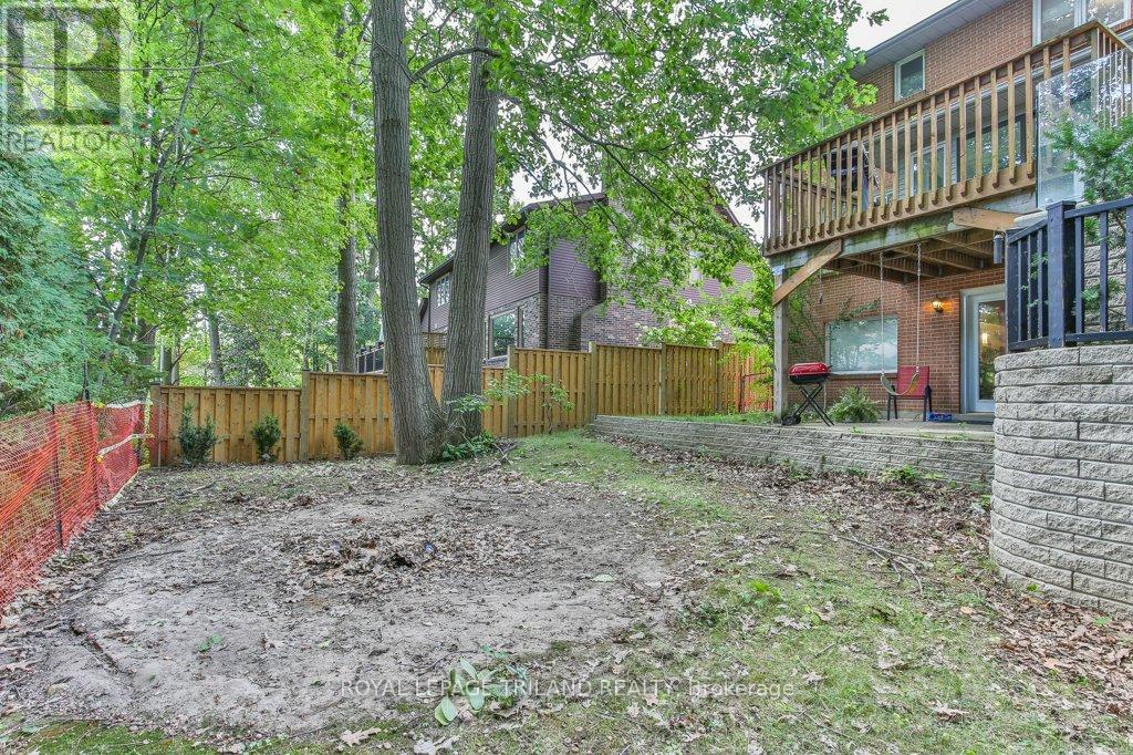 97 Timber Drive, London South, Ontario  N6K 3V6 - Photo 48 - X12393493