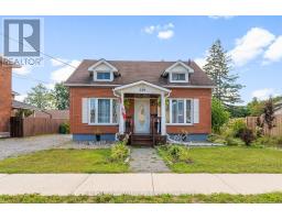 329 THIRD AVENUE, Pembroke, Ontario