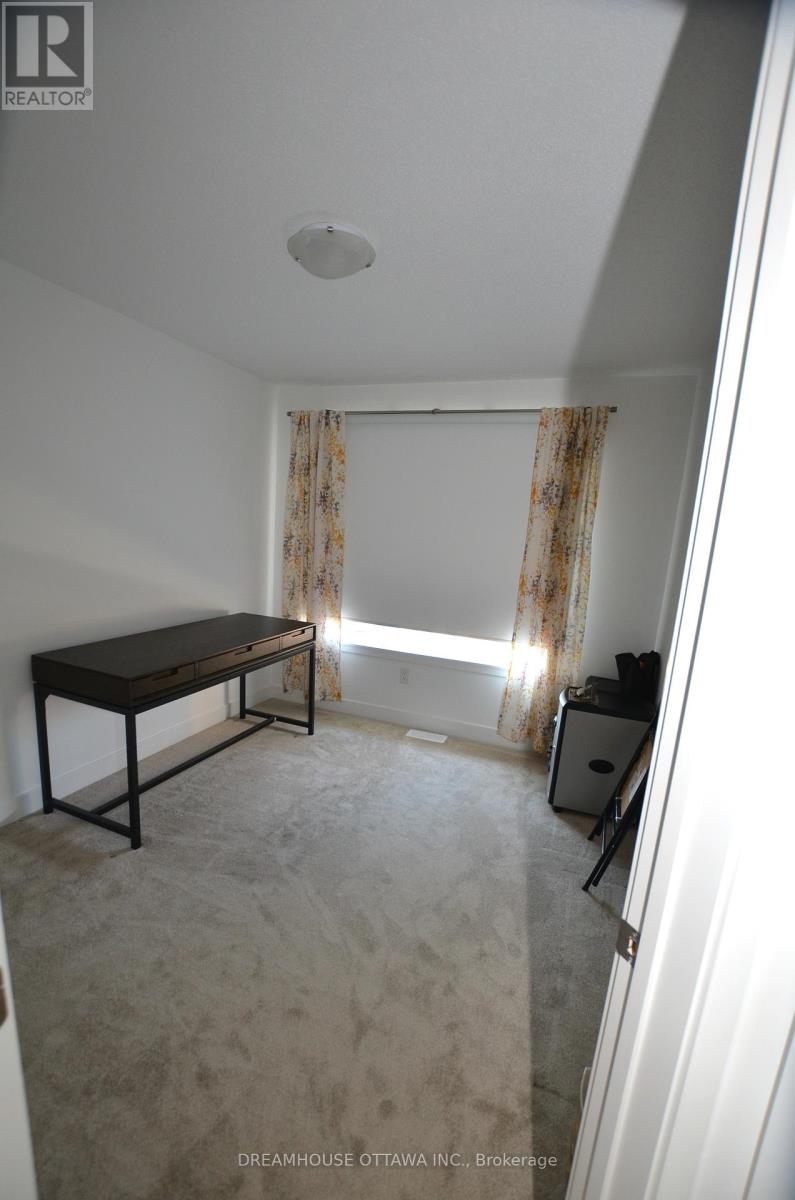 257 Finsbury Avenue, Ottawa, Ontario  K2S 2Y2 - Photo 20 - X12393510
