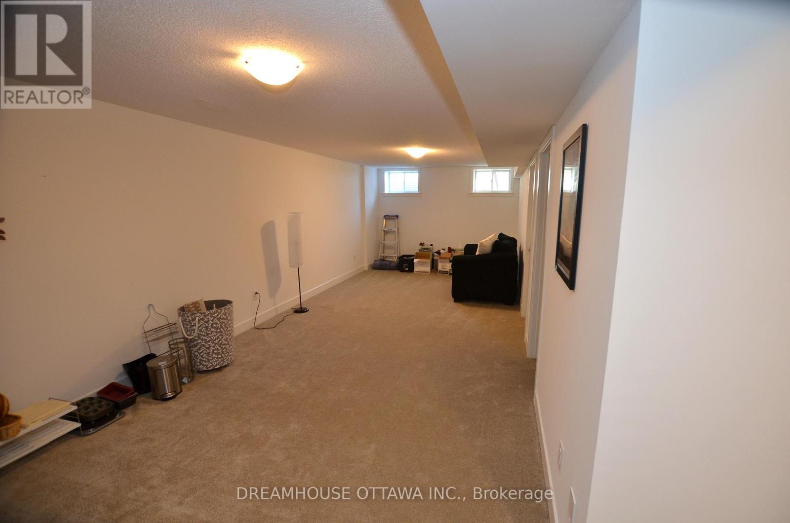 257 Finsbury Avenue, Ottawa, Ontario  K2S 2Y2 - Photo 31 - X12393510