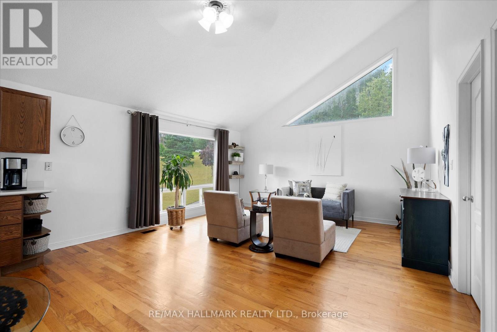 67 Telecom Road, Kawartha Lakes, Ontario  L0A 1K0 - Photo 31 - X12393450