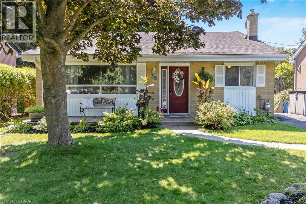 Property at 38 MOWBRAY Place image 2