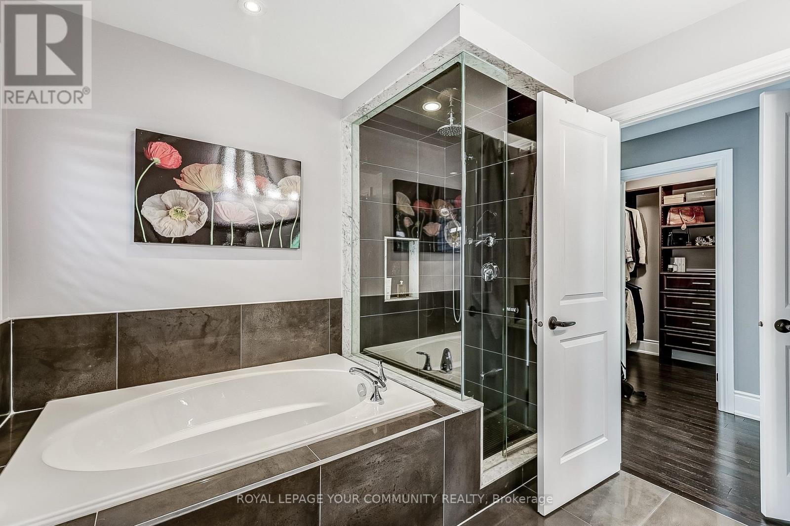 17 Claudview Street, King (King City), Ontario  L7B 0C6 - Photo 23 - N12391554