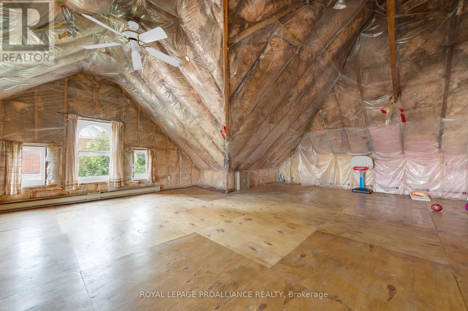 262 Metcalf Street, Tweed, Ontario K0K 3J0 - Photo 26 - X12392235