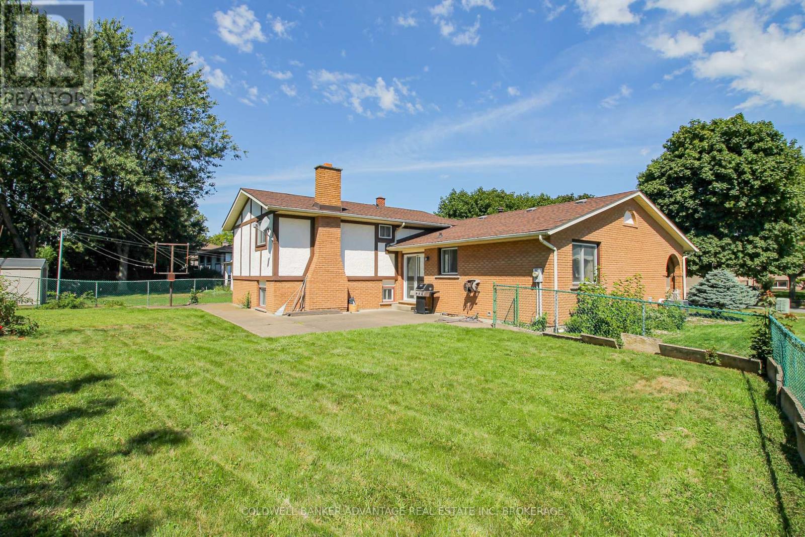 167 Loyalist Drive, Welland, Ontario  L3C 6A3 - Photo 39 - X12375735