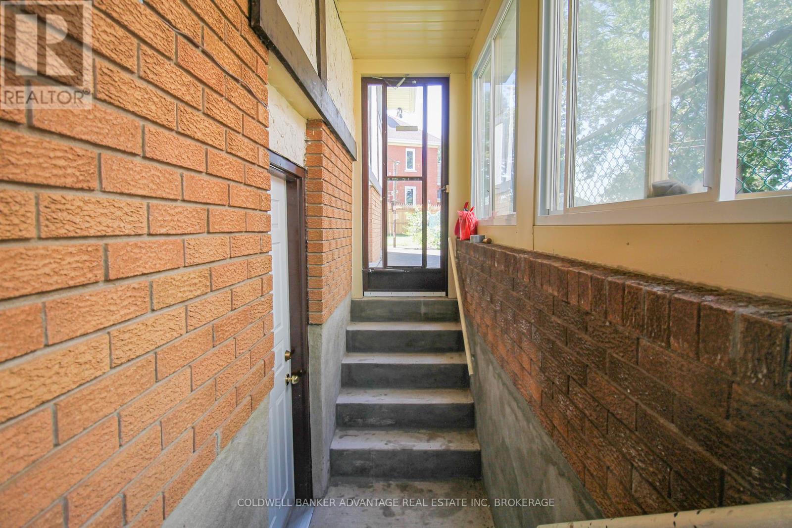 167 Loyalist Drive, Welland, Ontario  L3C 6A3 - Photo 37 - X12375735