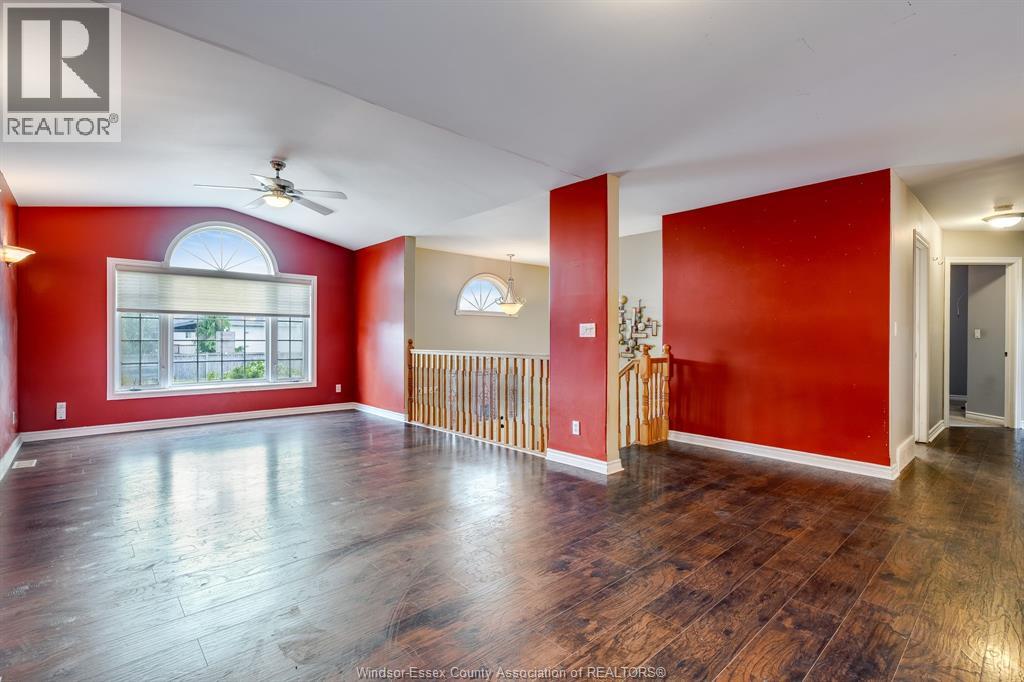 Property at 1418 McMahon image 4