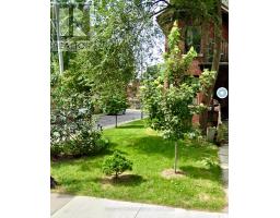 526 PALMERSTON BOULEVARD, Toronto, Ontario