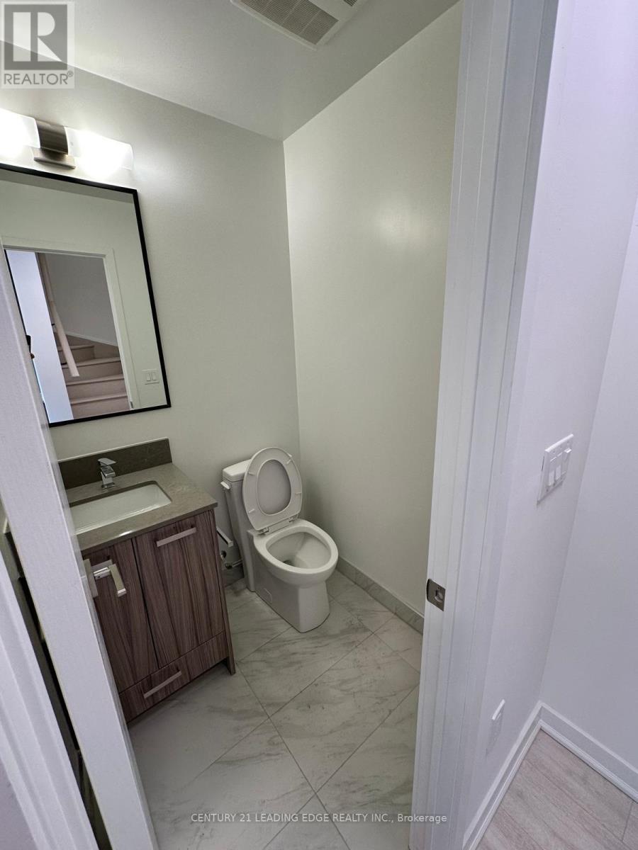 67 - 71 Curlew Drive, Toronto (Parkwoods-Donalda), Ontario  M3A 0B2 - Photo 5 - C12390114