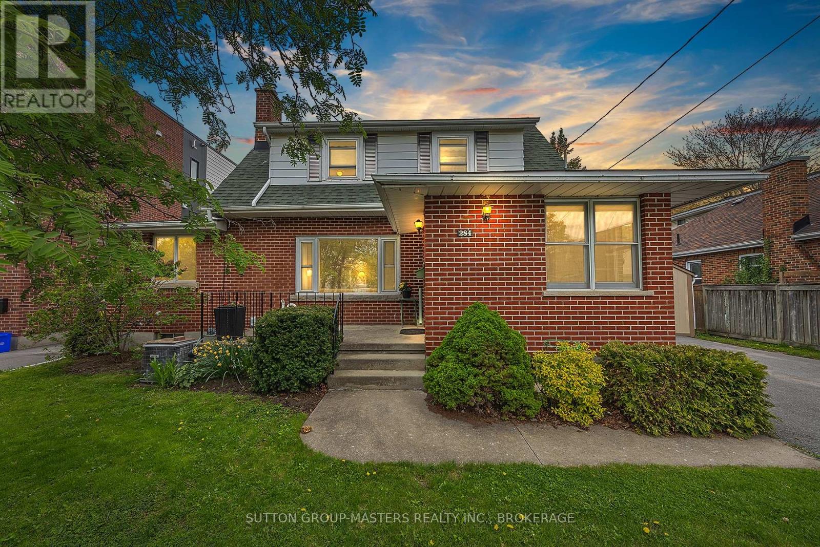 284 Helen Street, Kingston, Ontario  K7L 4P7 - Photo 1 - X12393669