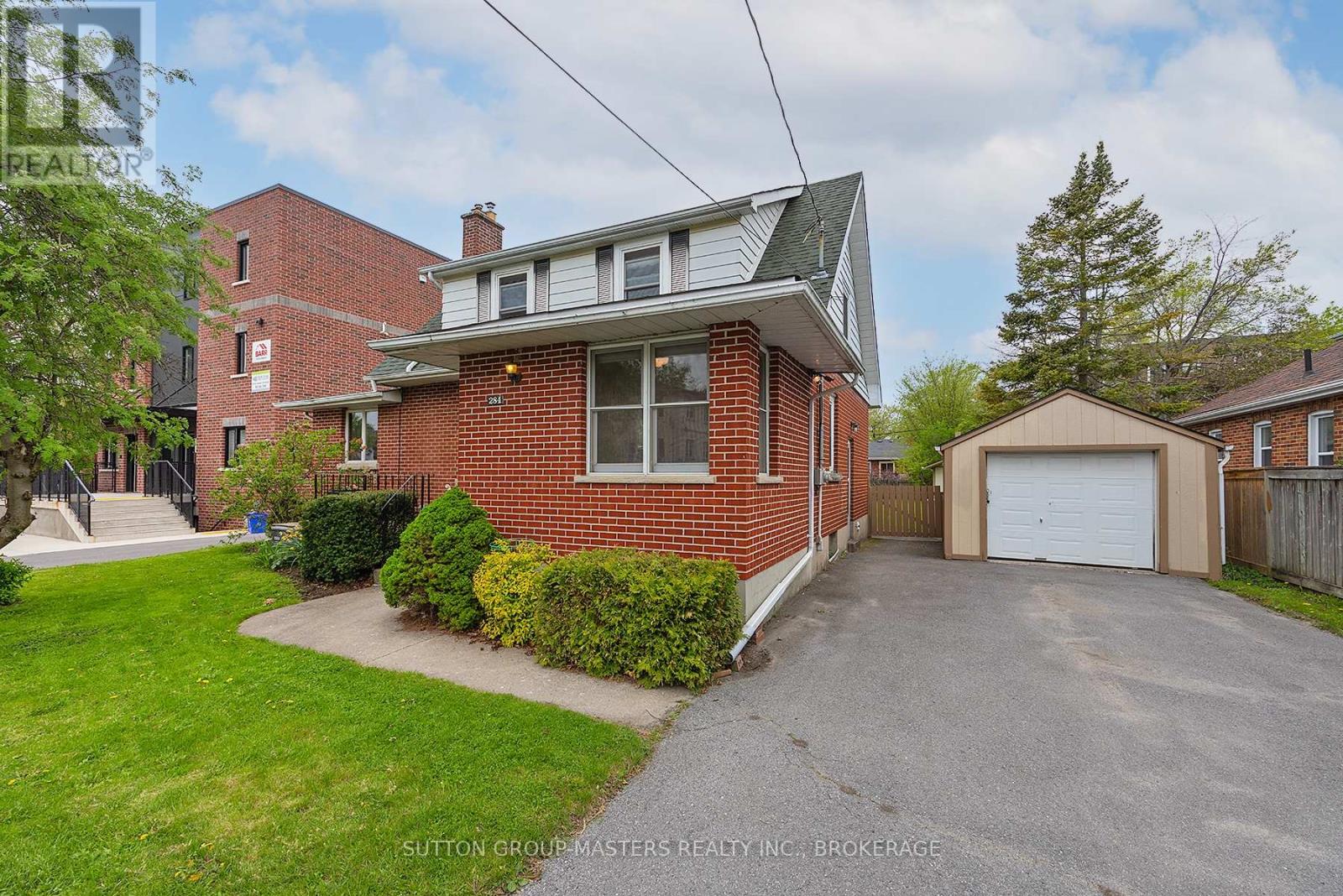 284 Helen Street, Kingston, Ontario  K7L 4P7 - Photo 2 - X12393669