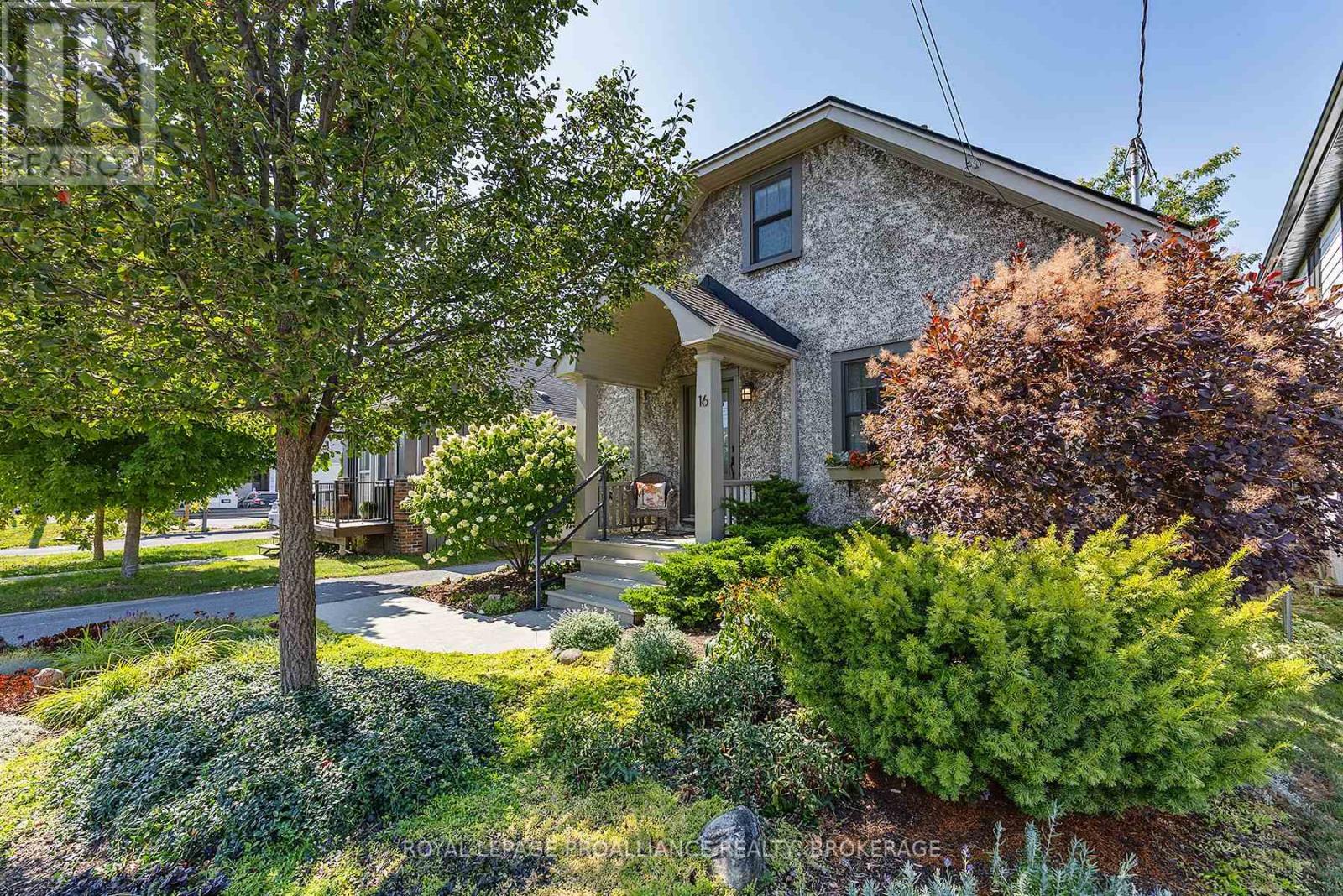 16 Drayton Avenue, Kingston, Ontario  K7K 4X6 - Photo 2 - X12393774