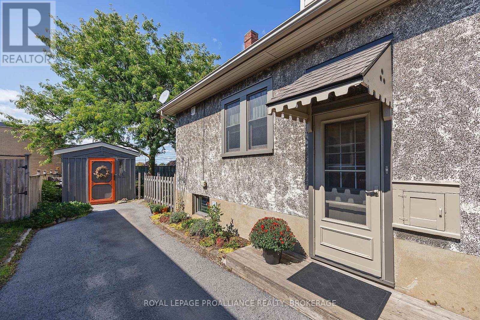 16 Drayton Avenue, Kingston, Ontario  K7K 4X6 - Photo 26 - X12393774