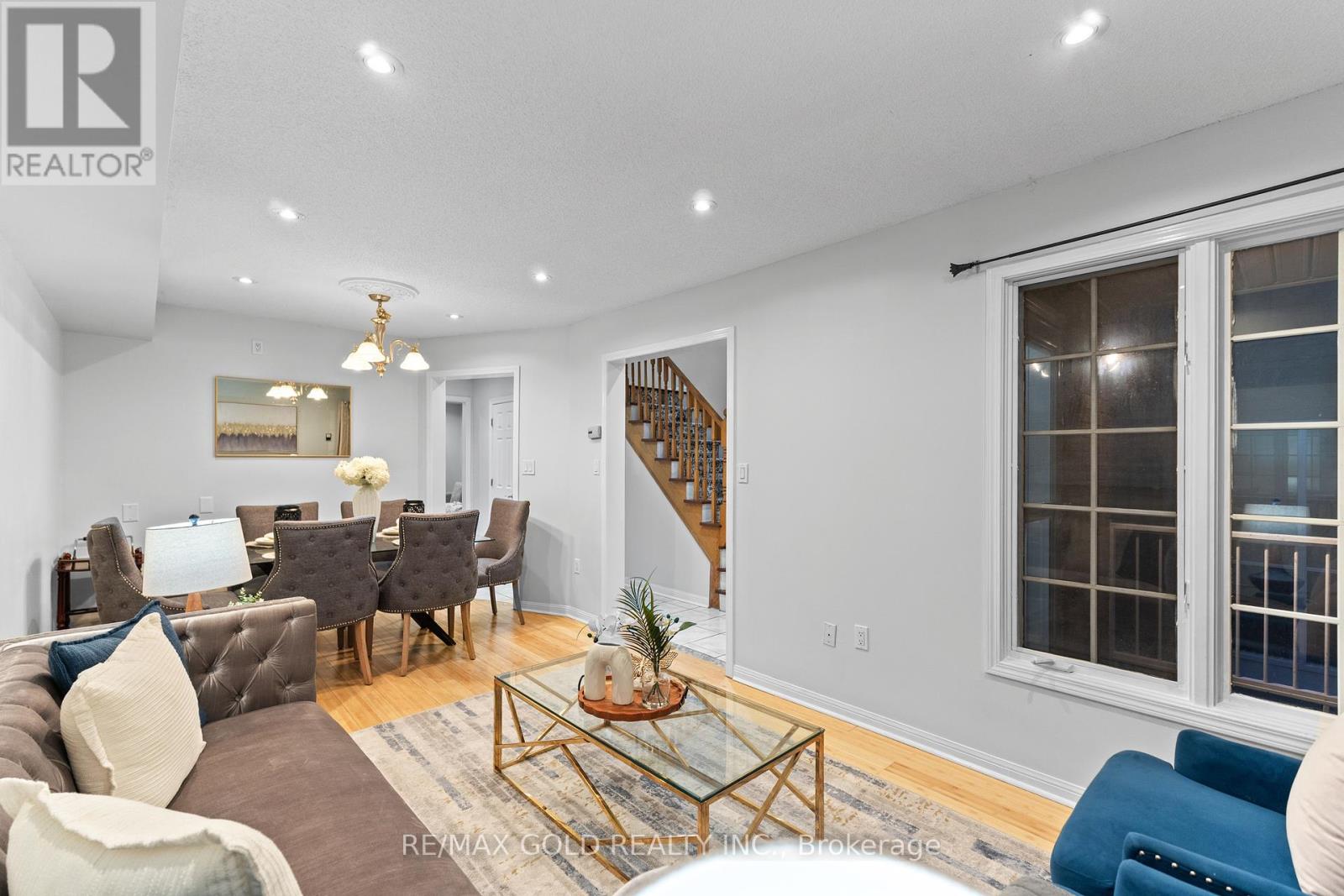 83 Mount Ranier Crescent, Brampton (Sandringham-Wellington), Ontario  L6R 2L1 - Photo 10 - W12393197
