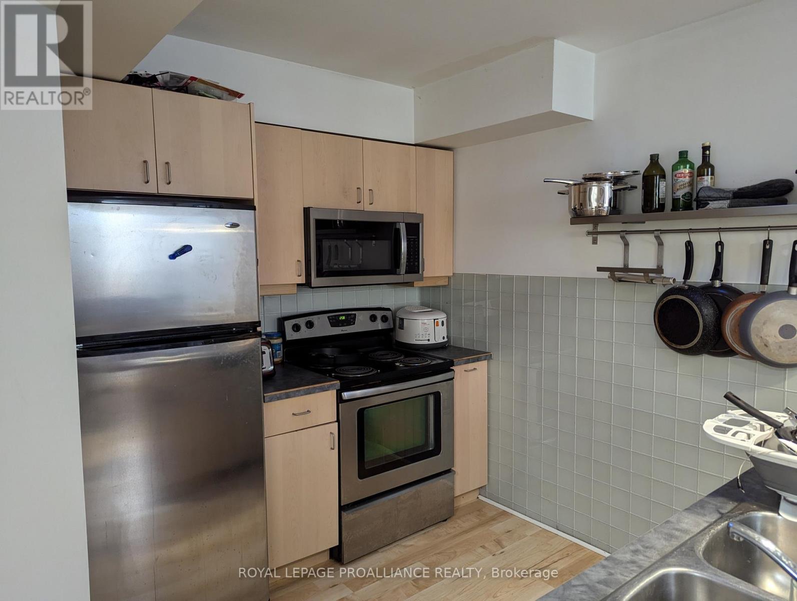 432 George Street N, Peterborough, Ontario  K9H 3R5 - Photo 5 - X12393687