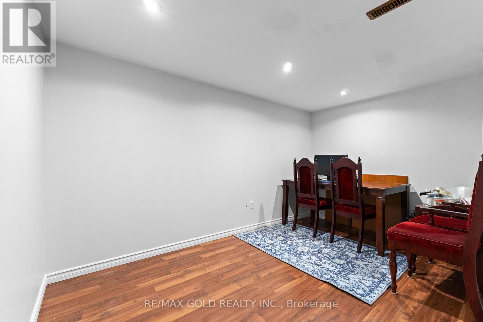 83 Mount Ranier Crescent, Brampton (Sandringham-Wellington), Ontario  L6R 2L1 - Photo 37 - W12393197