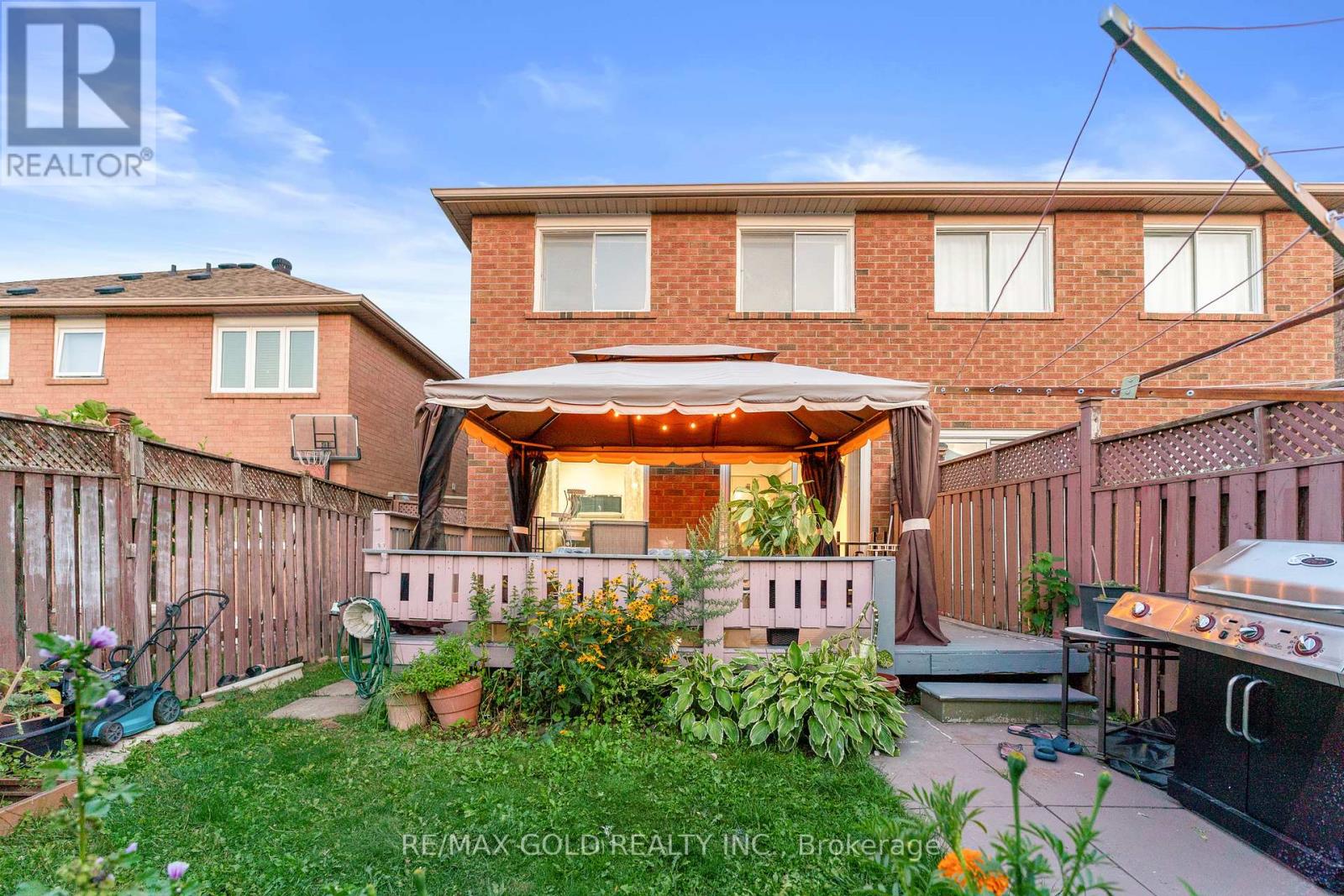 83 Mount Ranier Crescent, Brampton (Sandringham-Wellington), Ontario  L6R 2L1 - Photo 42 - W12393197