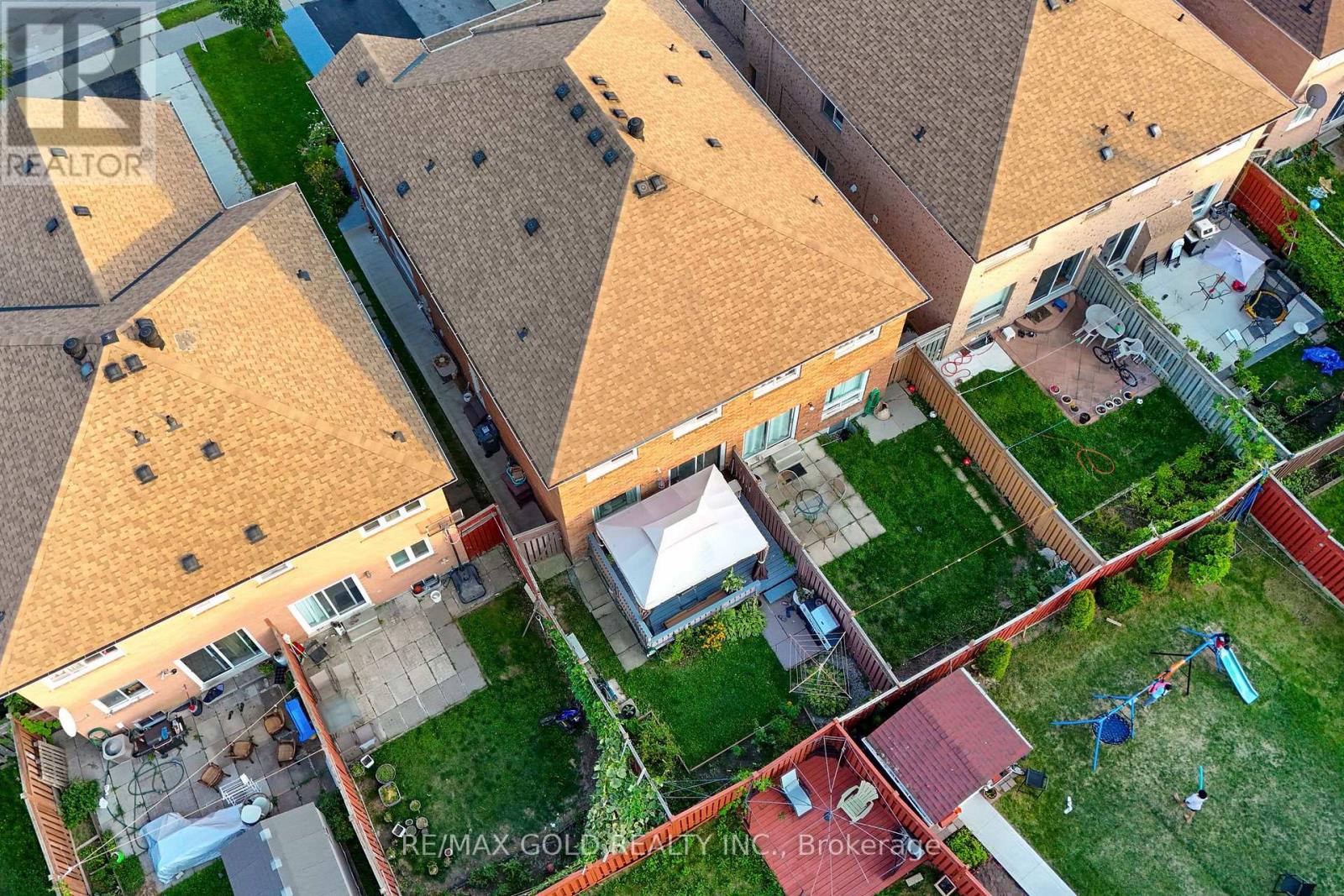 83 Mount Ranier Crescent, Brampton (Sandringham-Wellington), Ontario  L6R 2L1 - Photo 44 - W12393197