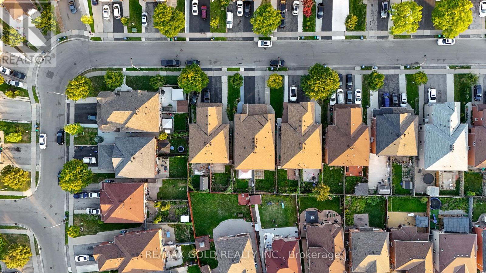 83 Mount Ranier Crescent, Brampton (Sandringham-Wellington), Ontario  L6R 2L1 - Photo 46 - W12393197