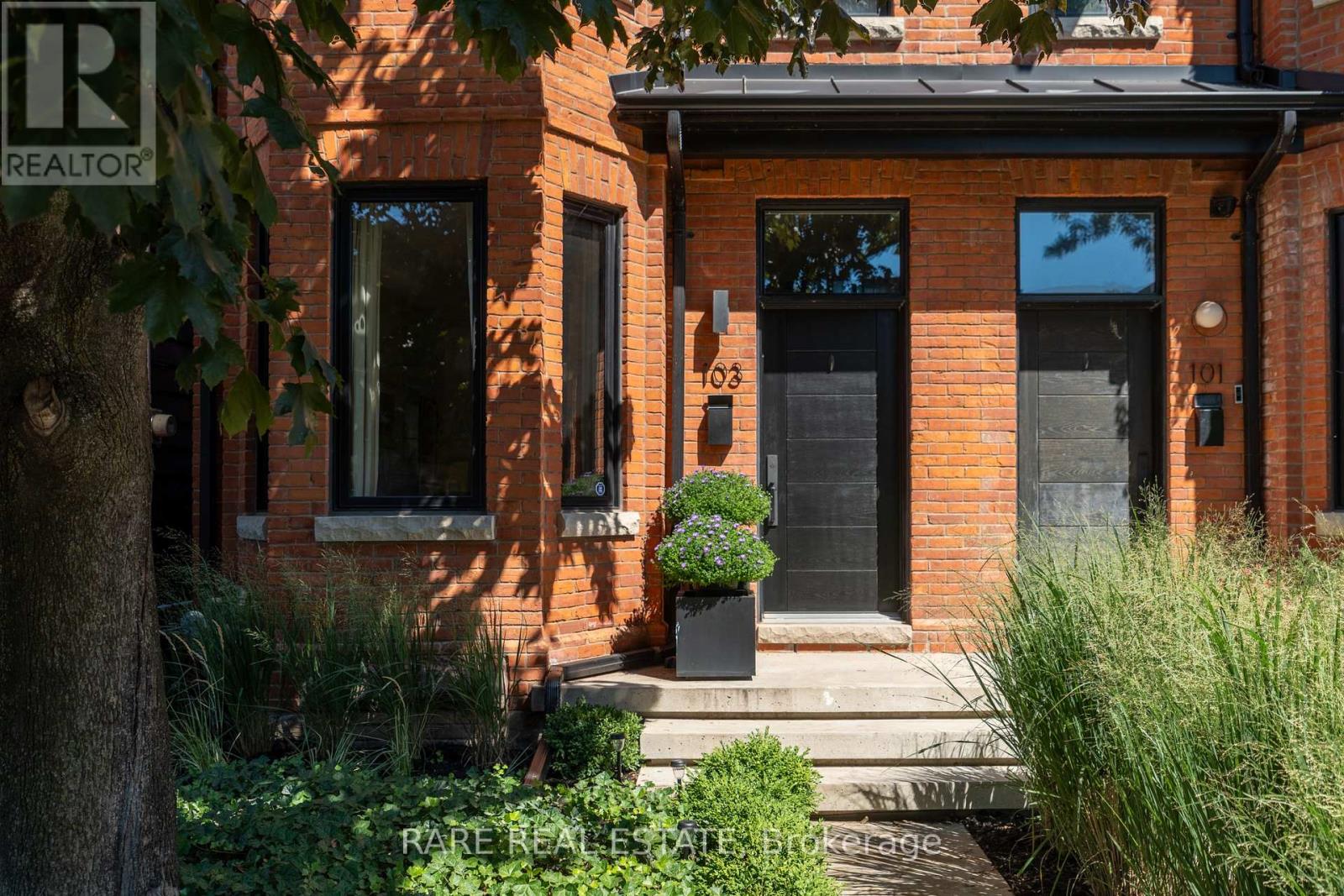 103 NORTHCOTE AVENUE, Toronto, Ontario