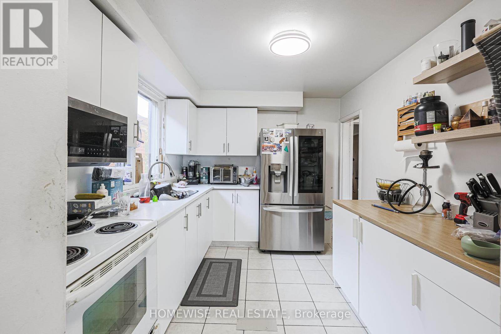 4 Lanark Avenue, Toronto, Ontario  M6C 2B3 - Photo 9 - C12393490