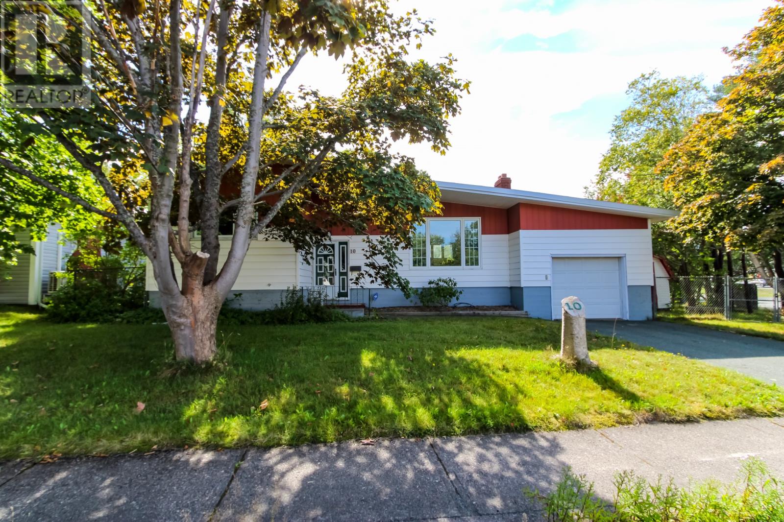 10 Holbrook Avenue, St.john's, Newfoundland & Labrador  A1E 2Y1 - Photo 1 - 1290221