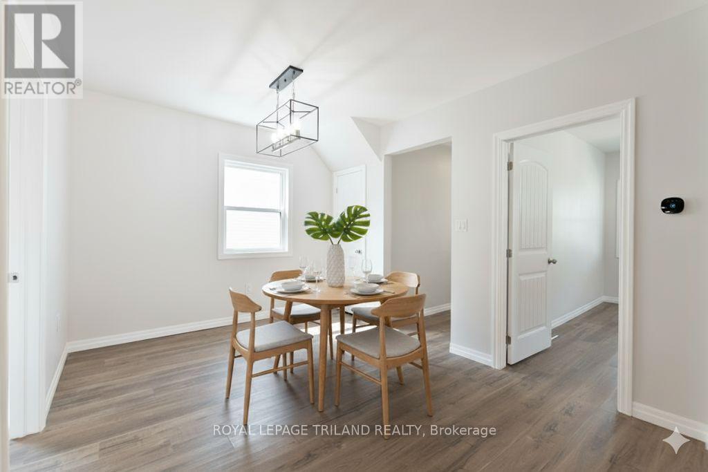 35 Inkerman Street, St. Thomas, Ontario  N5P 3E9 - Photo 11 - X12393585