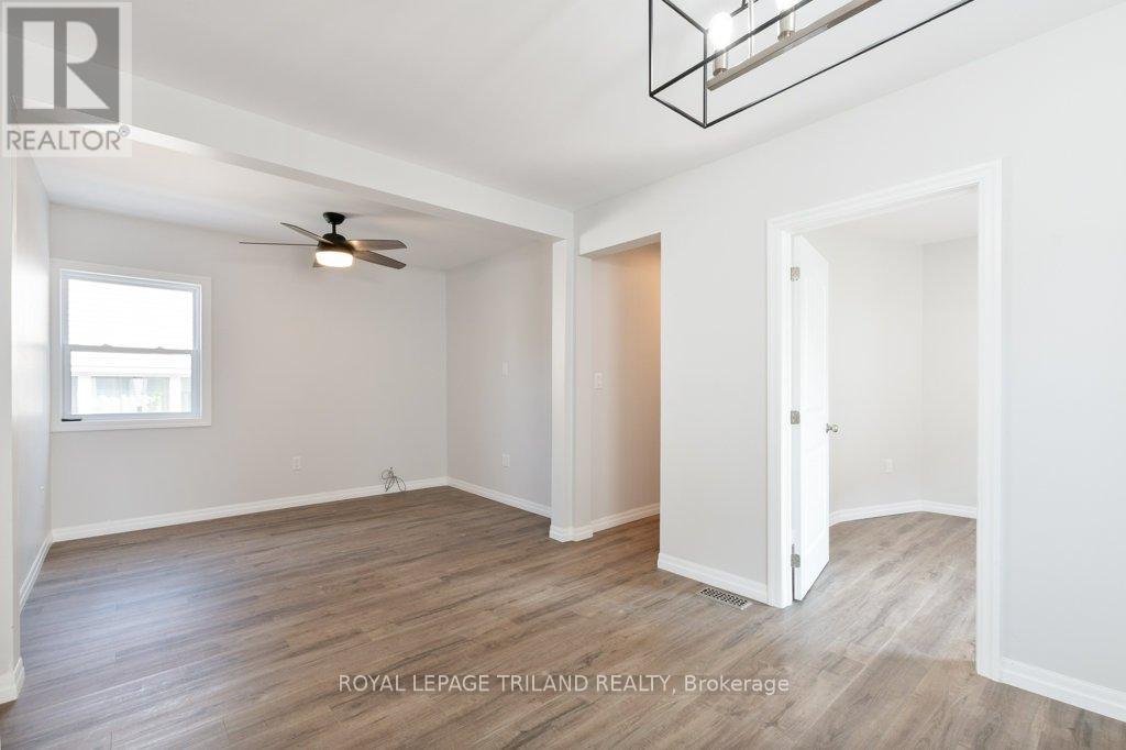35 Inkerman Street, St. Thomas, Ontario  N5P 3E9 - Photo 5 - X12393585