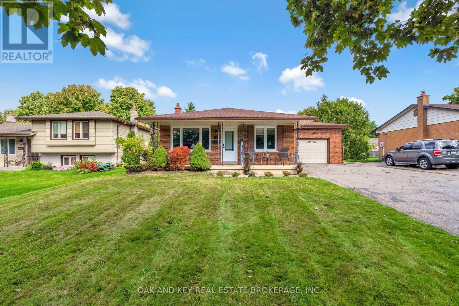 65 SOUTHVIEW CRESCENT, London South, Ontario