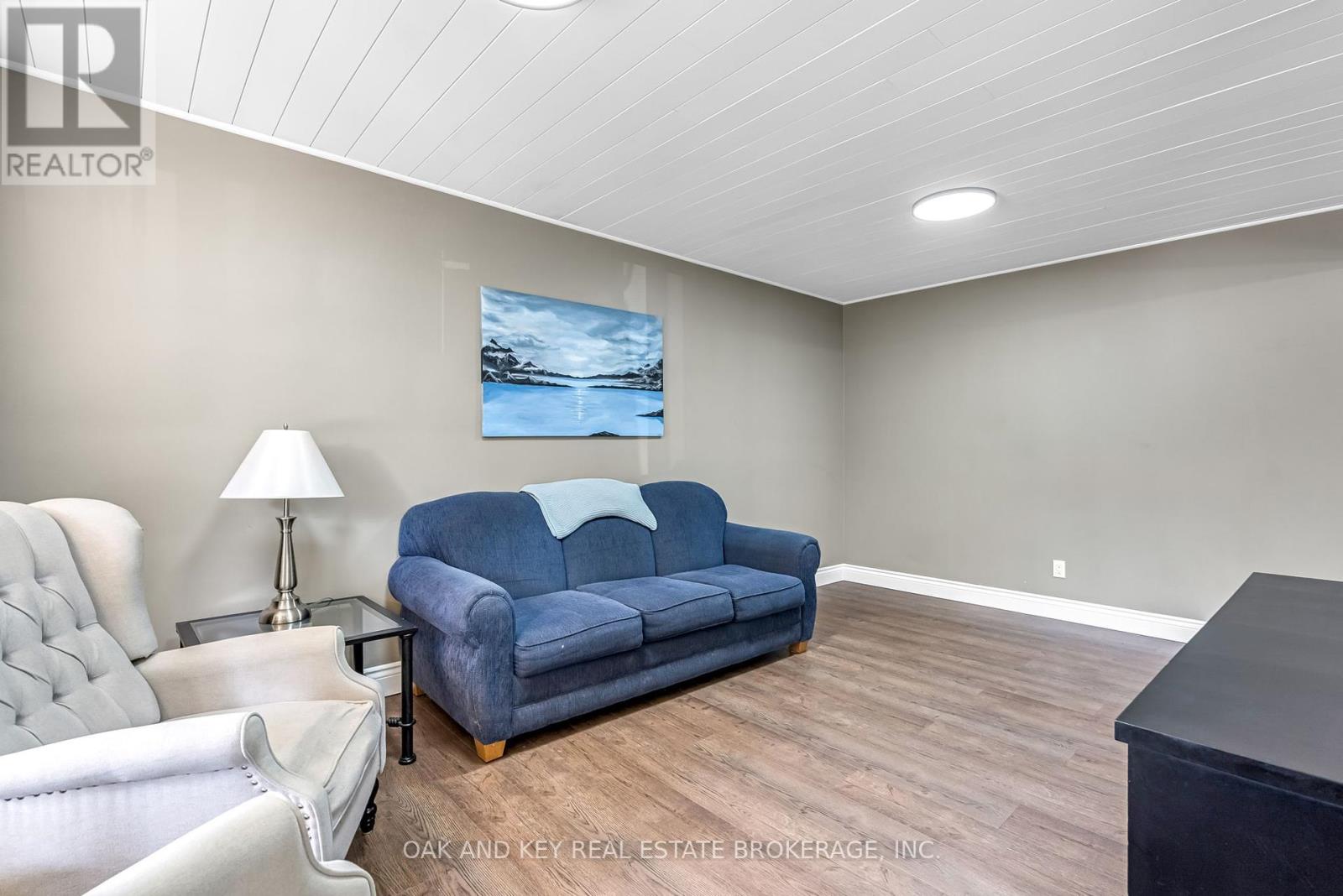 65 Southview Crescent, London South, Ontario  N6J 3L6 - Photo 14 - X12393603