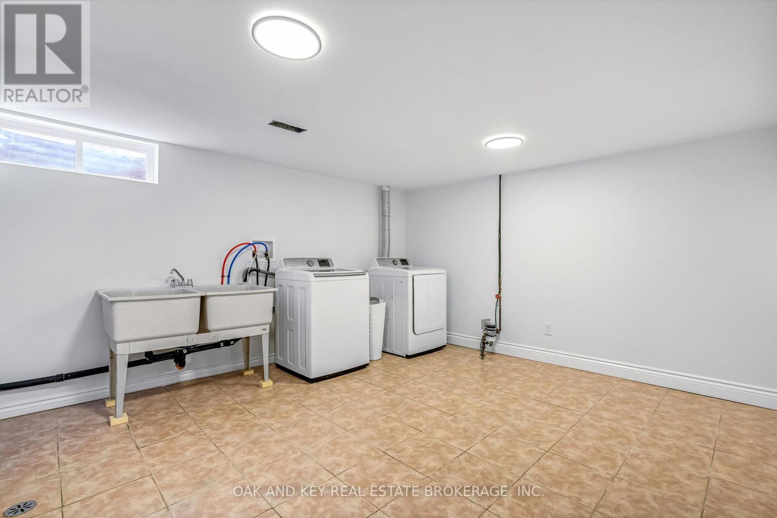 65 Southview Crescent, London South, Ontario  N6J 3L6 - Photo 31 - X12393603