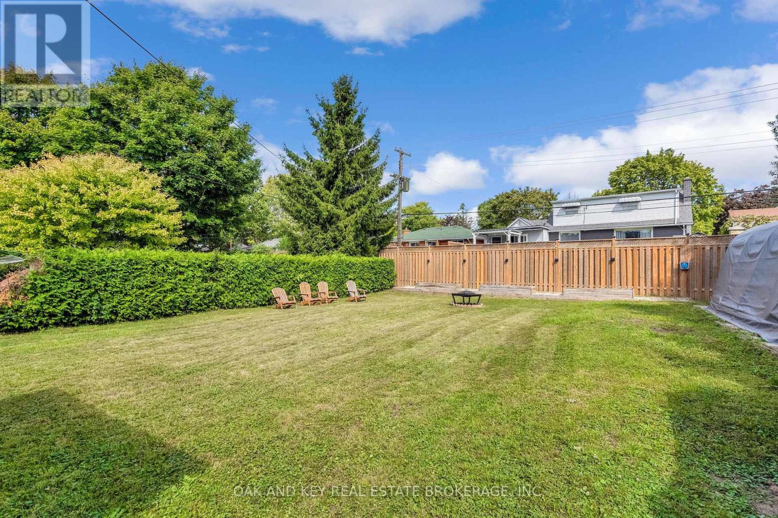 65 Southview Crescent, London South, Ontario  N6J 3L6 - Photo 42 - X12393603