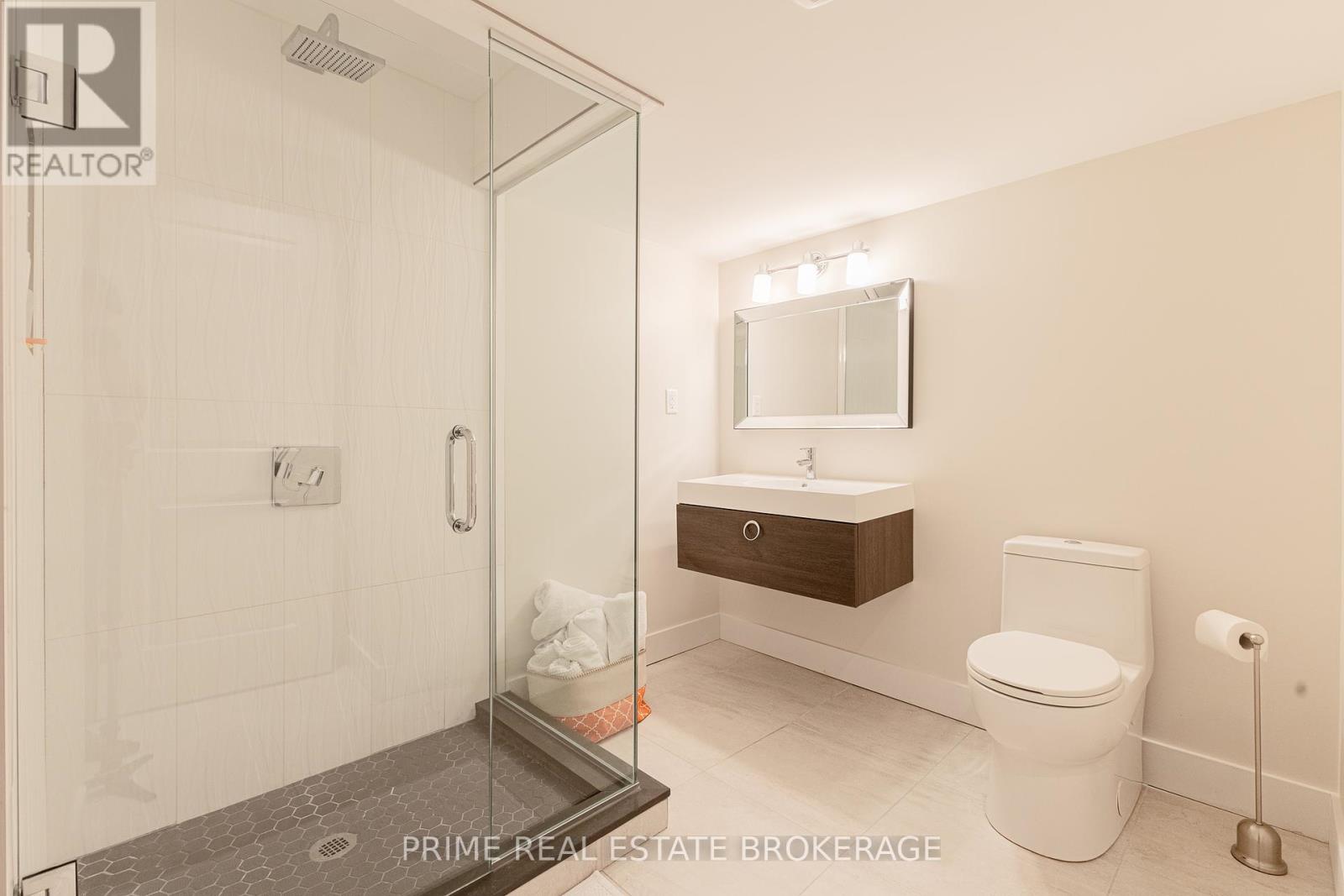 56 Fieldstone Crescent S, Middlesex Centre, Ontario  N0L 1R0 - Photo 34 - X12393685