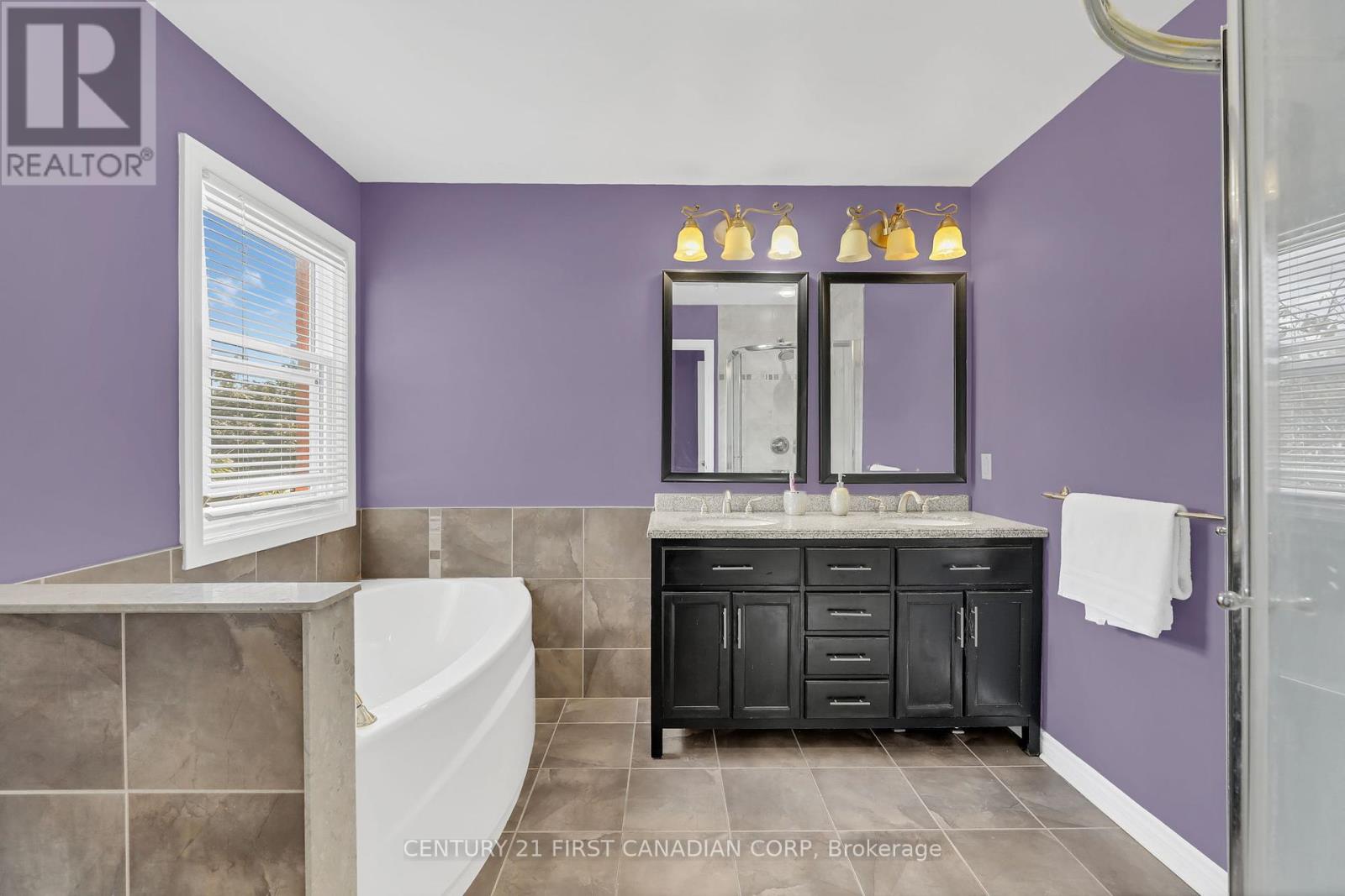 777 Guildwood Boulevard, London North, Ontario  N6H 5G2 - Photo 18 - X12393722