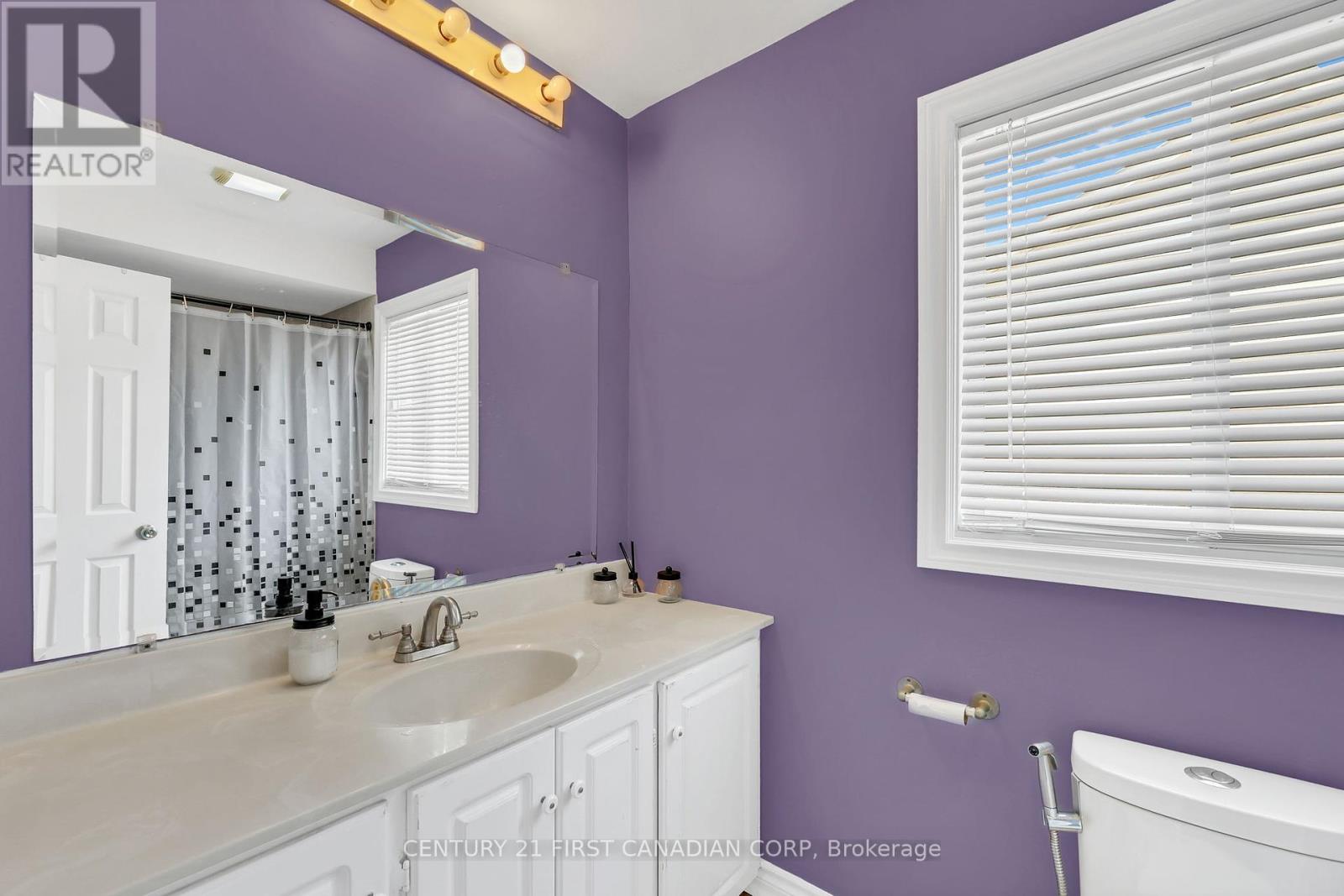777 Guildwood Boulevard, London North, Ontario  N6H 5G2 - Photo 22 - X12393722