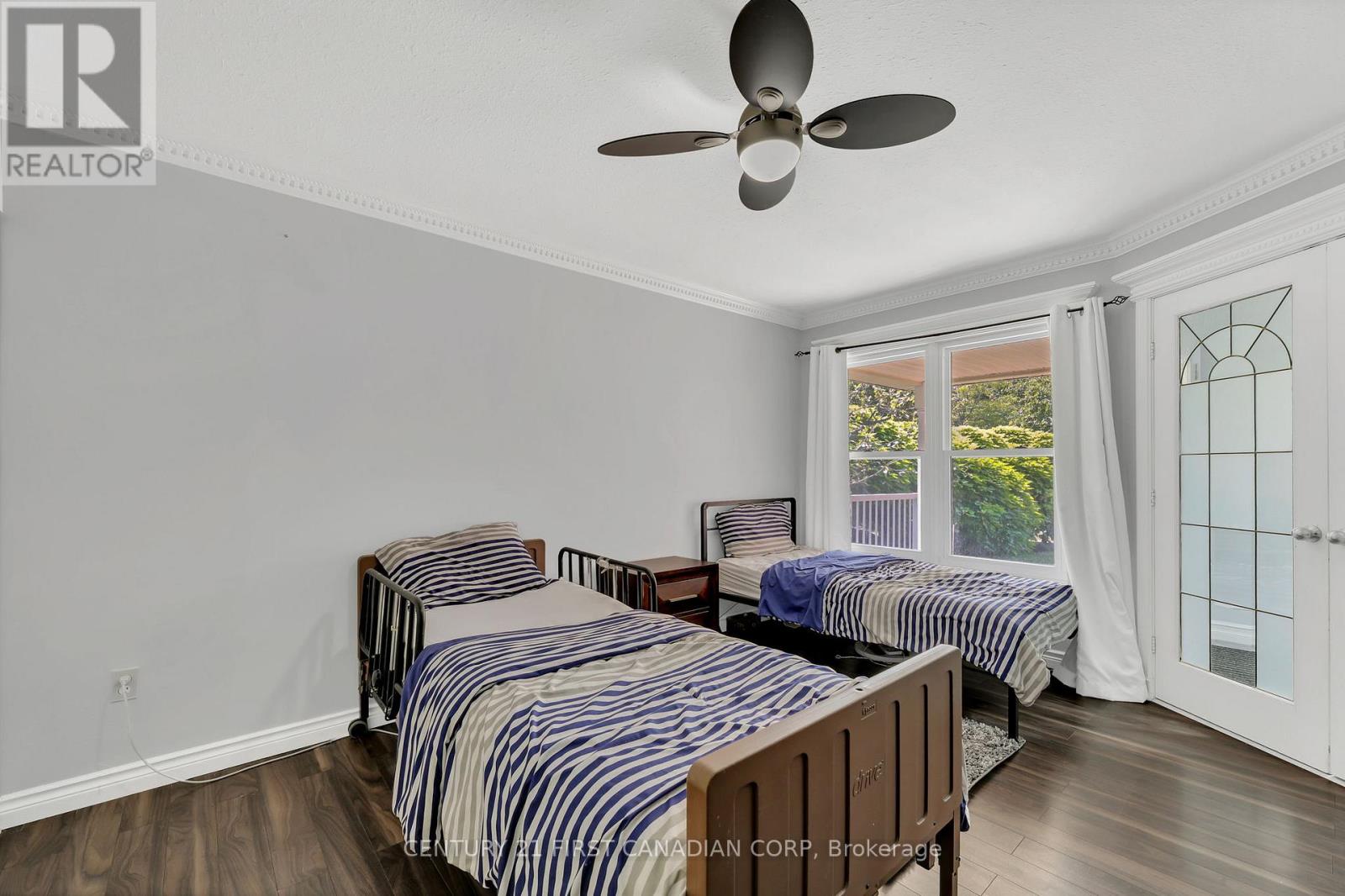 777 Guildwood Boulevard, London North, Ontario  N6H 5G2 - Photo 4 - X12393722