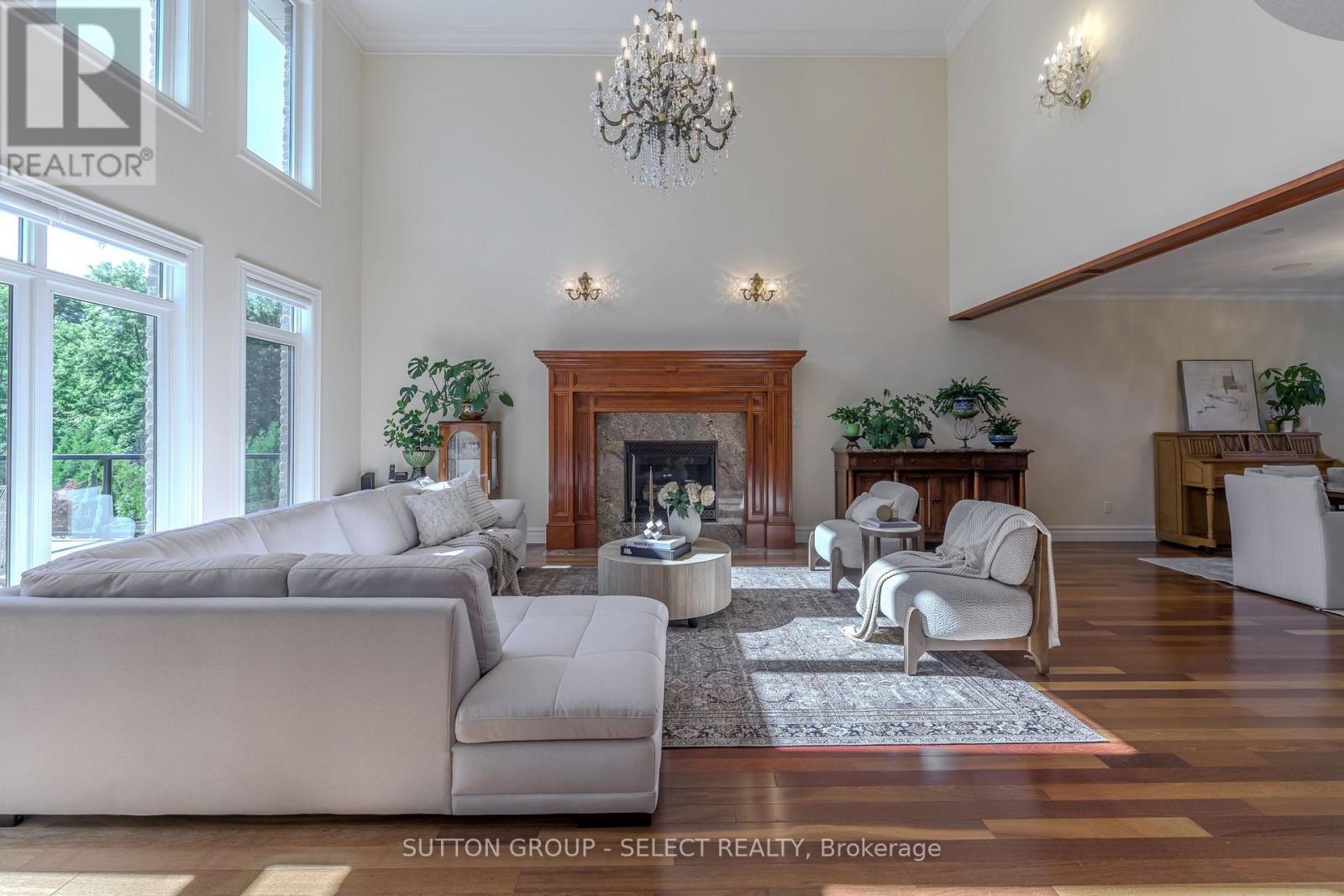 2142 Valleyrun Boulevard, London North, Ontario  N6G 5M7 - Photo 17 - X12393746