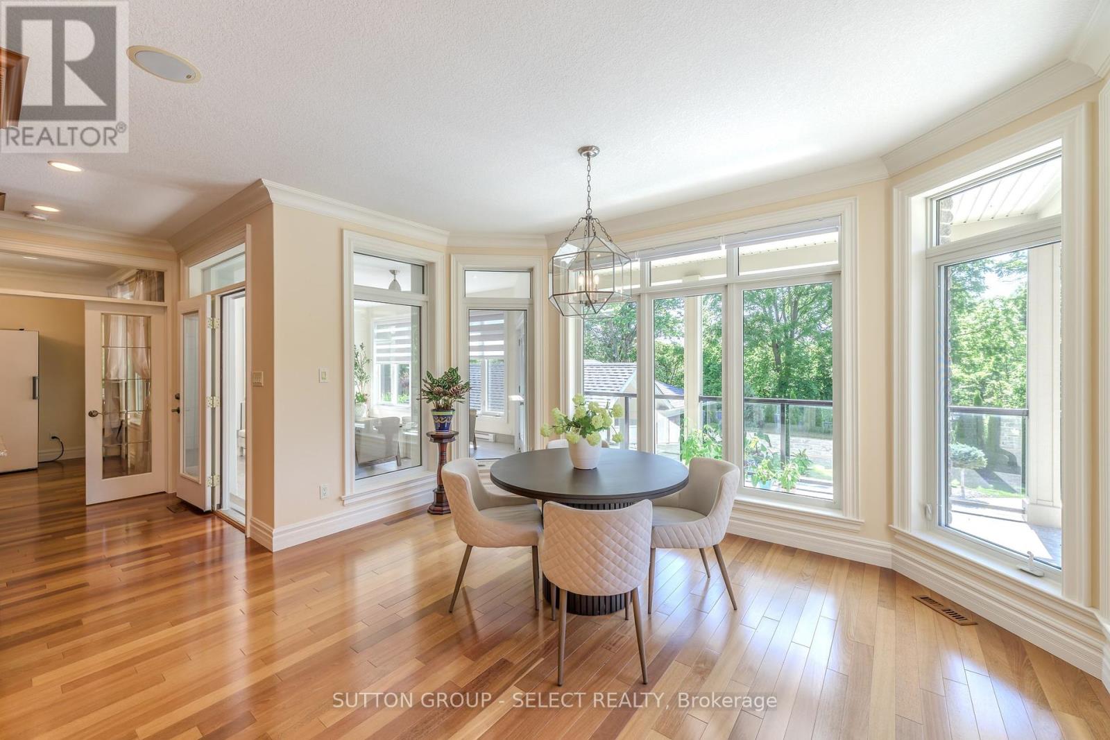 2142 Valleyrun Boulevard, London North, Ontario  N6G 5M7 - Photo 21 - X12393746