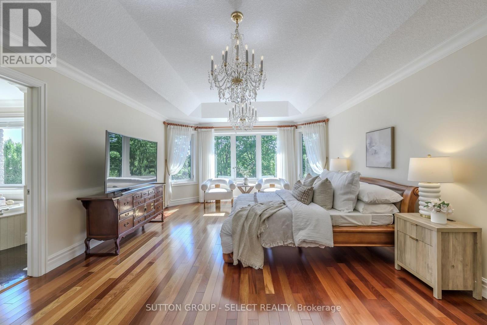2142 Valleyrun Boulevard, London North, Ontario  N6G 5M7 - Photo 30 - X12393746
