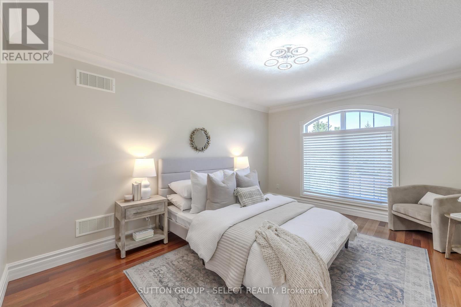 2142 Valleyrun Boulevard, London North, Ontario  N6G 5M7 - Photo 34 - X12393746